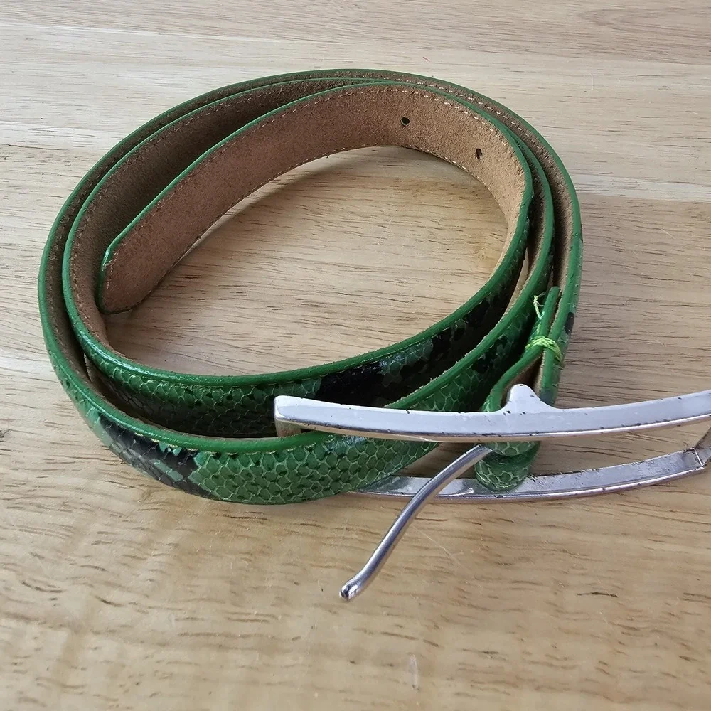 Kenneth Cole Green Womens Belt Skinny K7112 M Italian Calfskin Leather Snakeskin